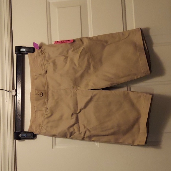 Girl's Izod shorts - Picture 1 of 7